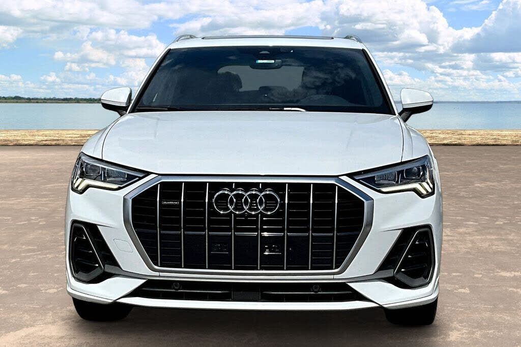 2022 Audi Q3