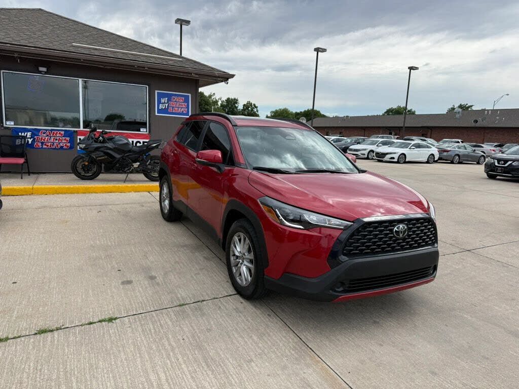 2024 TOYOTA COROLLA