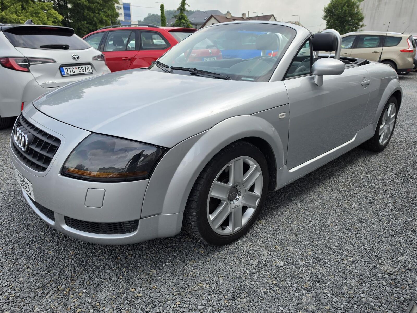 2004 Audi TT