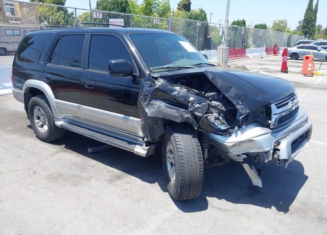 2002 TOYOTA 4-Runner