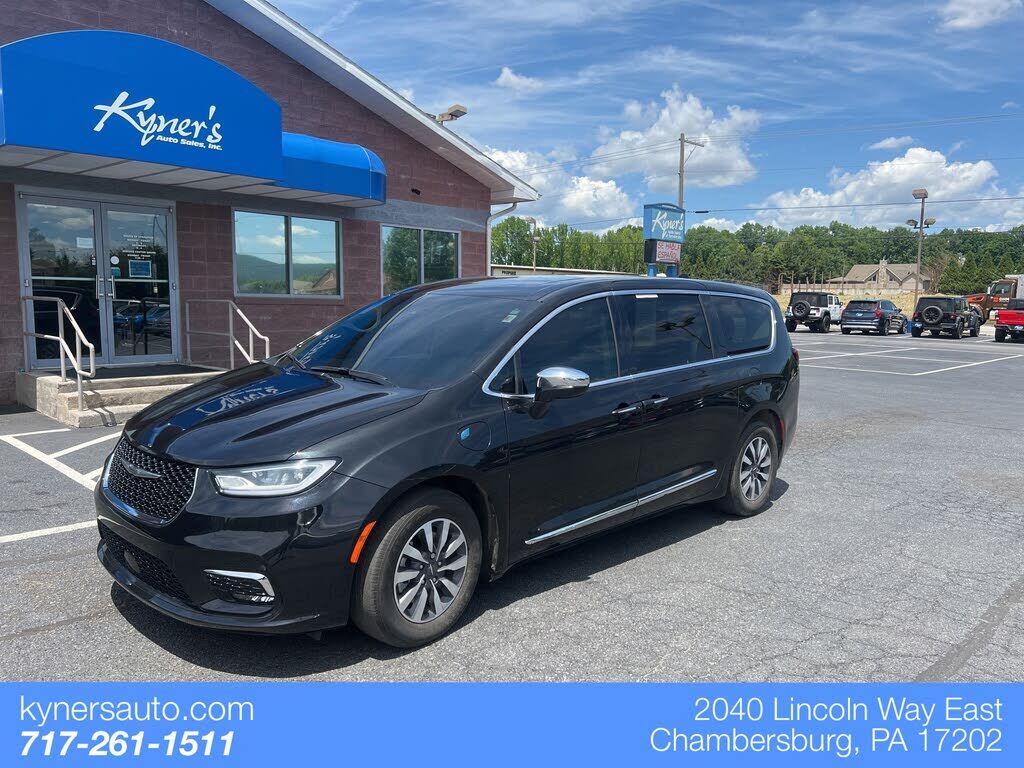 2023 CHRYSLER Pacifica