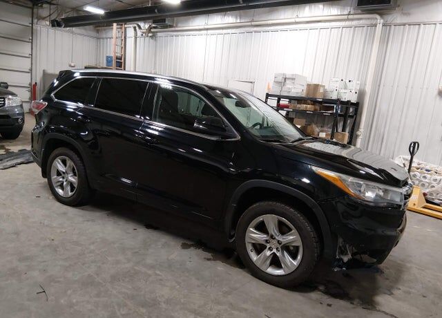 2014 TOYOTA Highlander