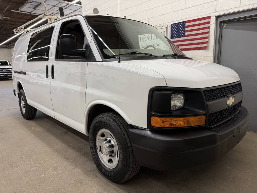 2011 CHEVROLET Express