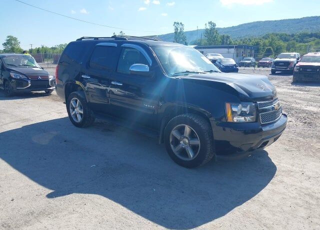 2014 CHEVROLET Tahoe