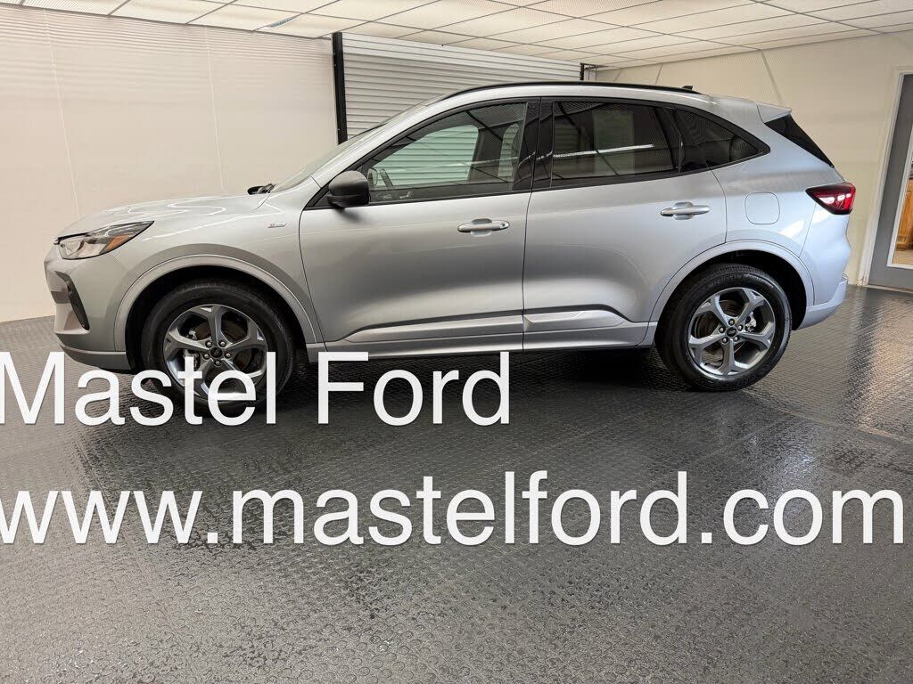 2024 FORD Escape