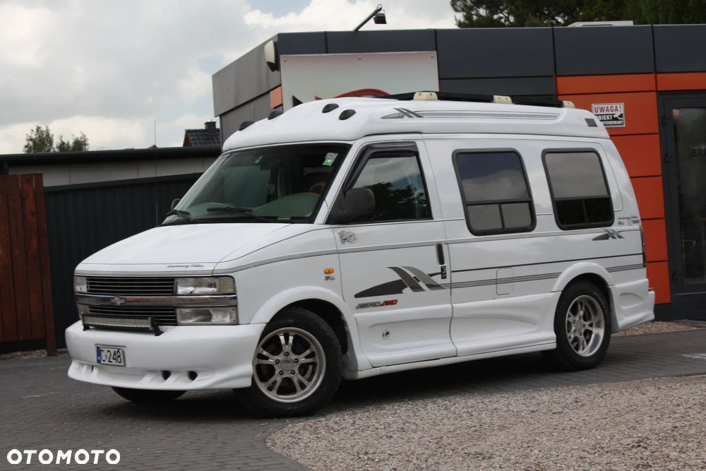 Chevrolet Astro Van