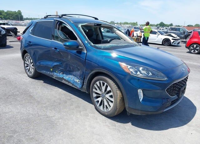 2020 FORD Escape