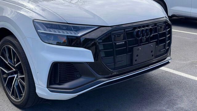 2023 Audi Q8