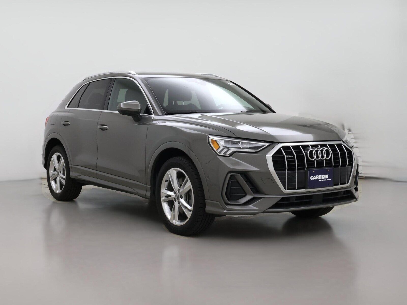 2019 AUDI Q3
