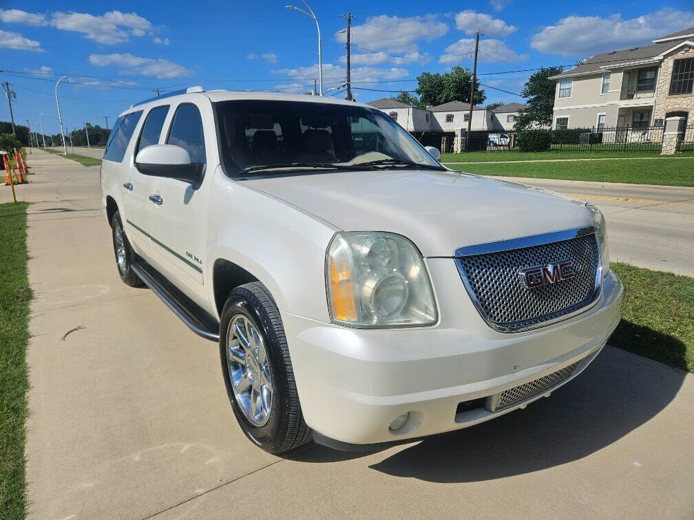 2011 GMC Yukon XL