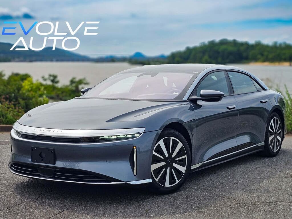 2025 LUCID Air