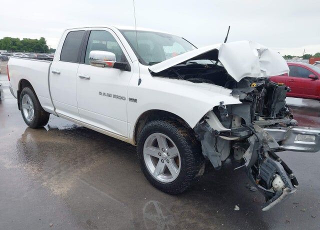 2012 DODGE Ram