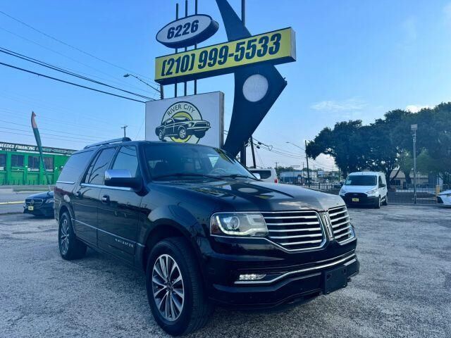 2016 LINCOLN Navigator