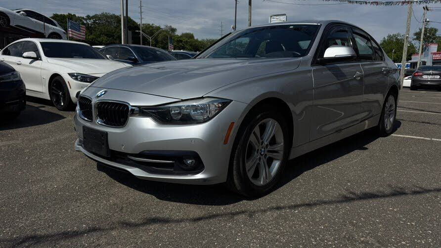 BMW 328i