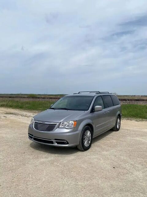 Chrysler Town and Country
