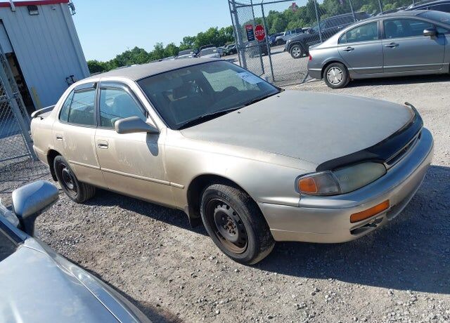1996 TOYOTA Camry