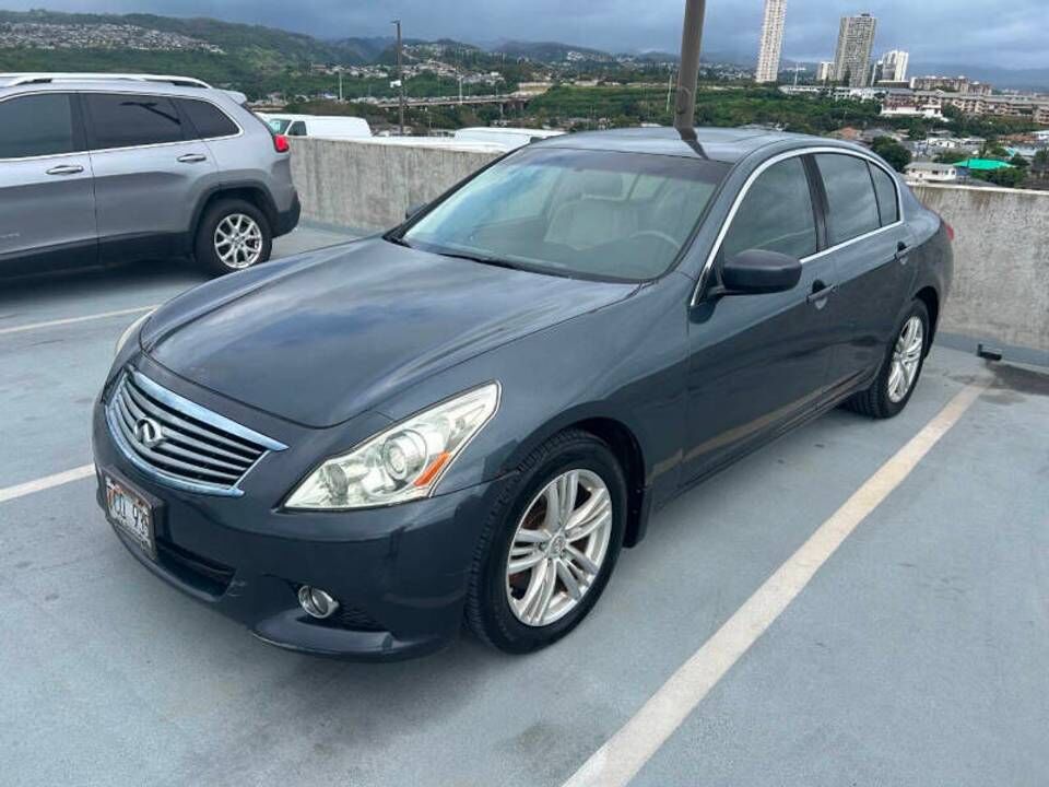 2011 INFINITI G25