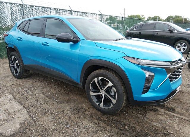 2025 CHEVROLET Trax