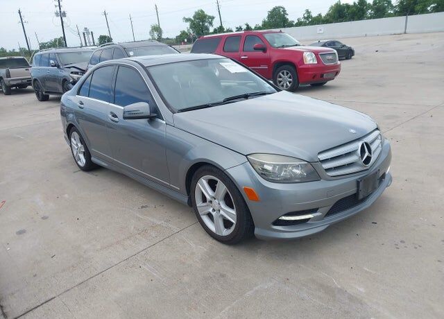 2011 MERCEDES-BENZ C-Class