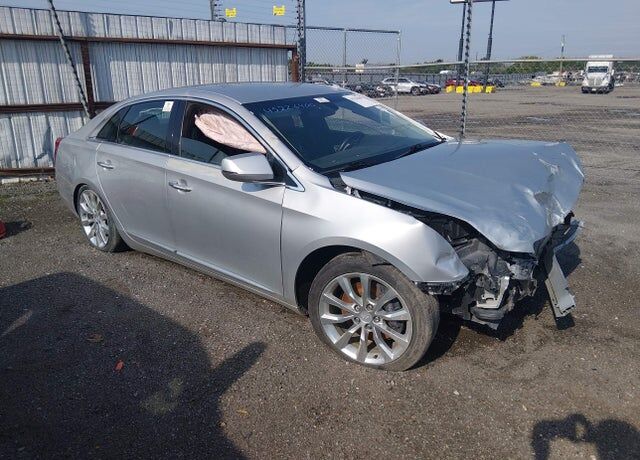 2016 CADILLAC XTS