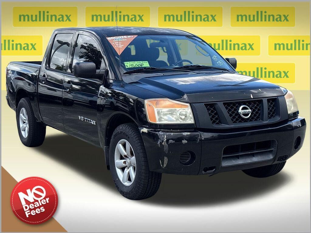 2011 NISSAN Titan