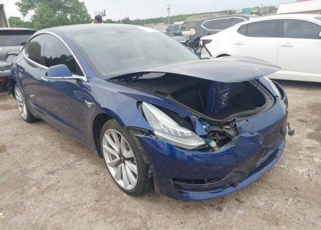 2018 TESLA Model 3