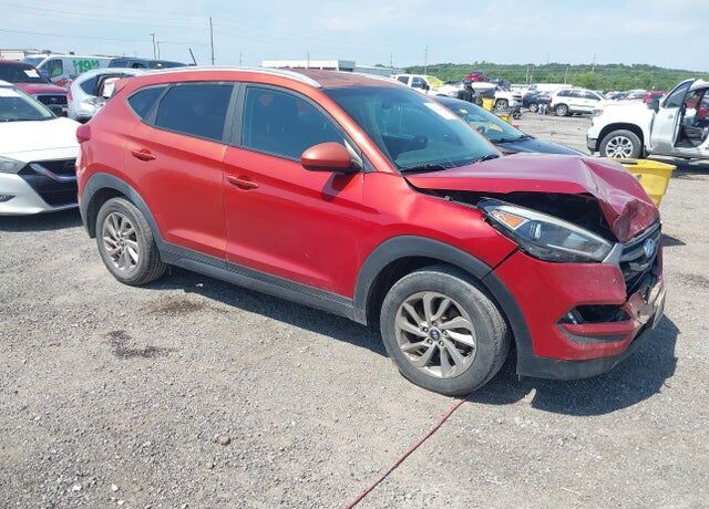 2016 HYUNDAI Tucson