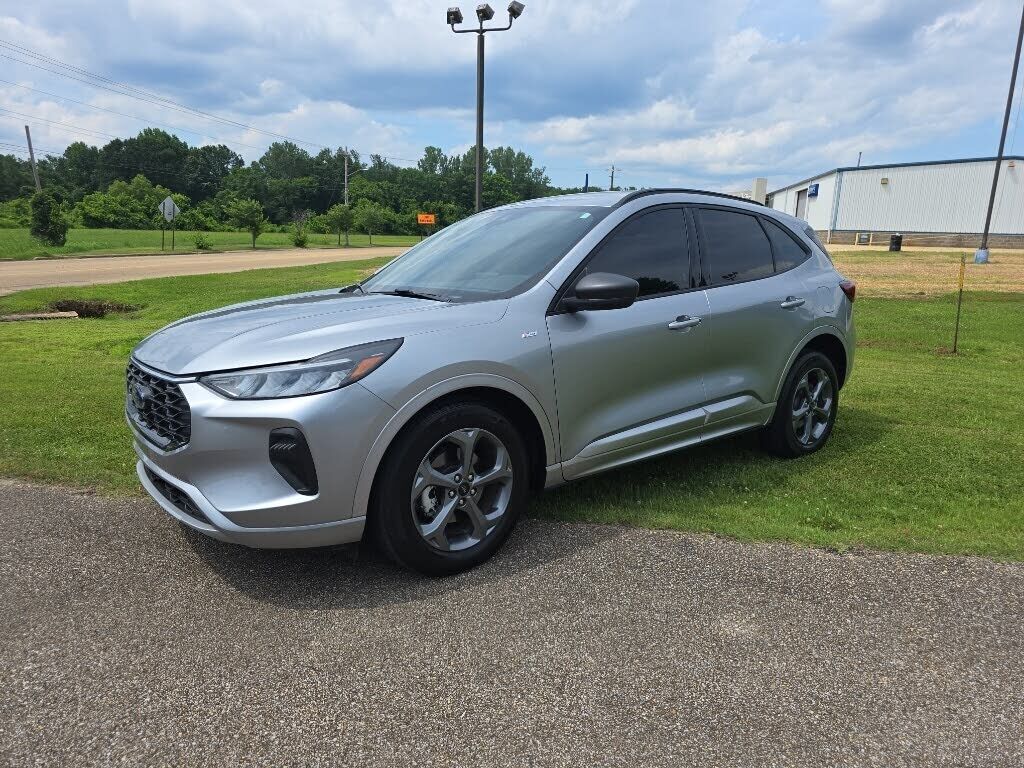 2024 FORD Escape