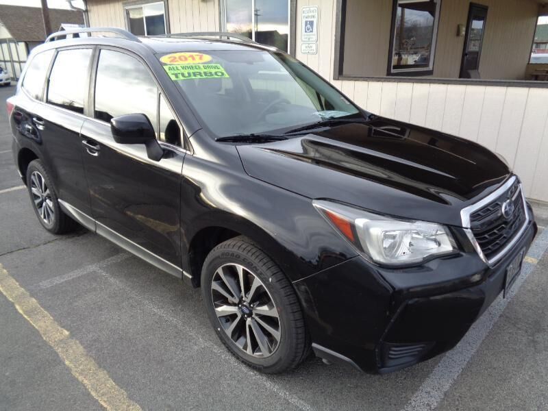 2017 SUBARU Forester