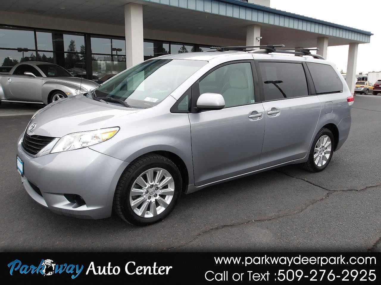 2014 TOYOTA Sienna