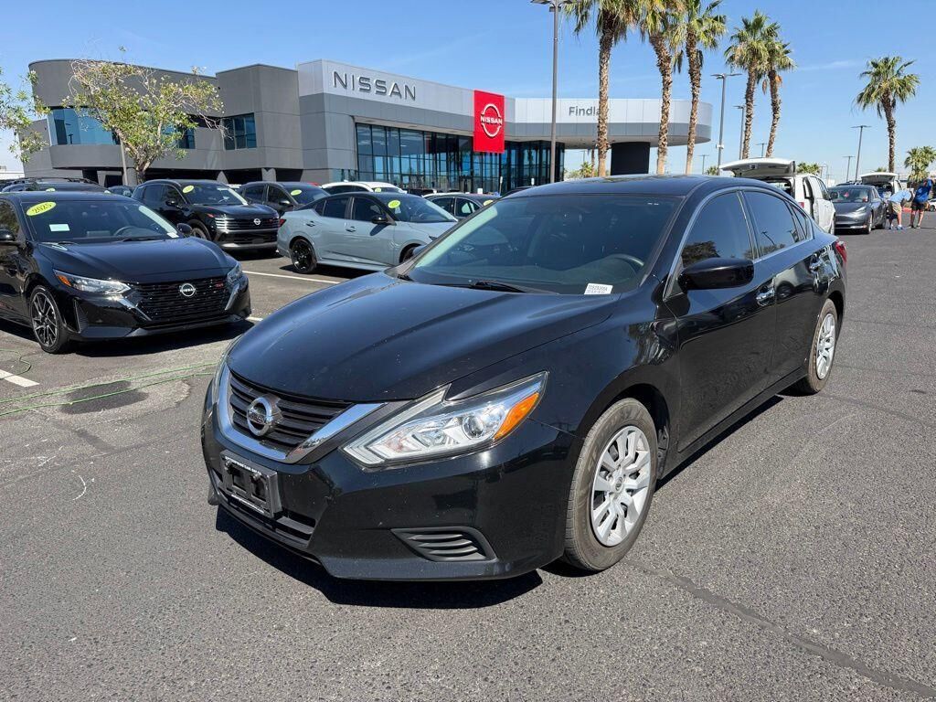 2016 NISSAN Altima