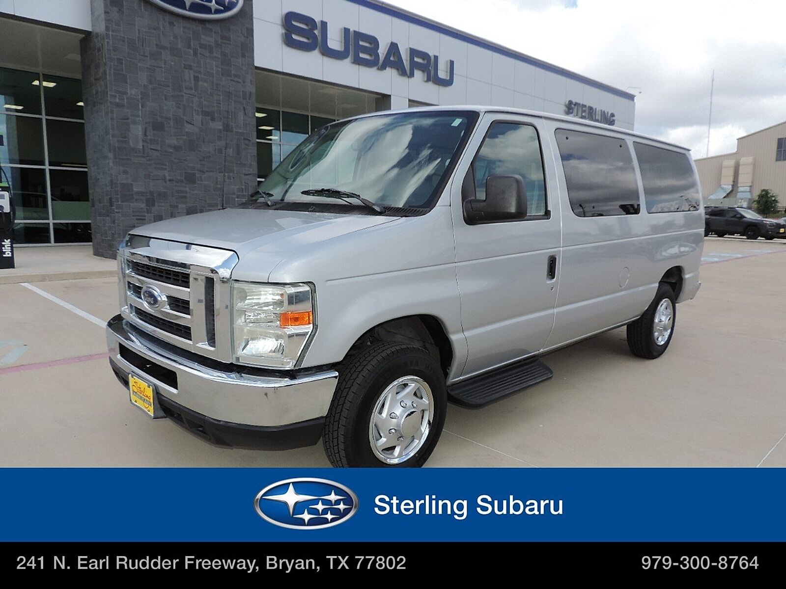 2013 FORD E-350
