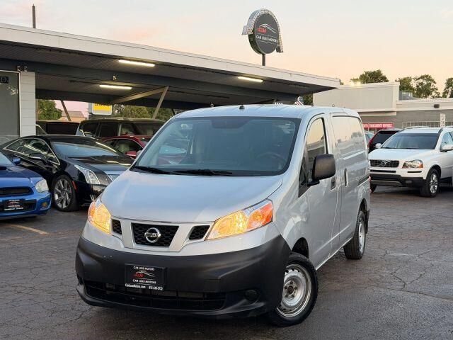 2015 NISSAN NV200