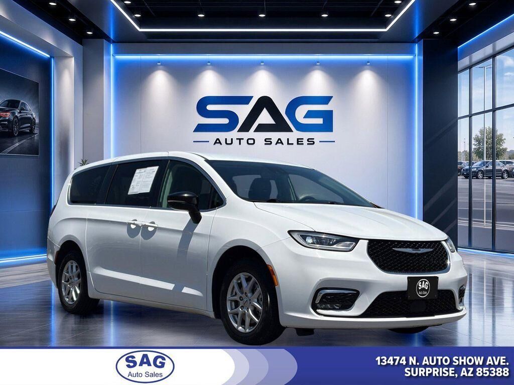 2024 CHRYSLER Pacifica