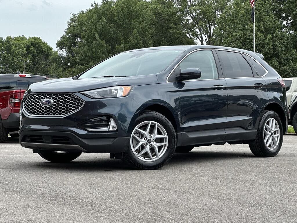 2023 FORD Edge