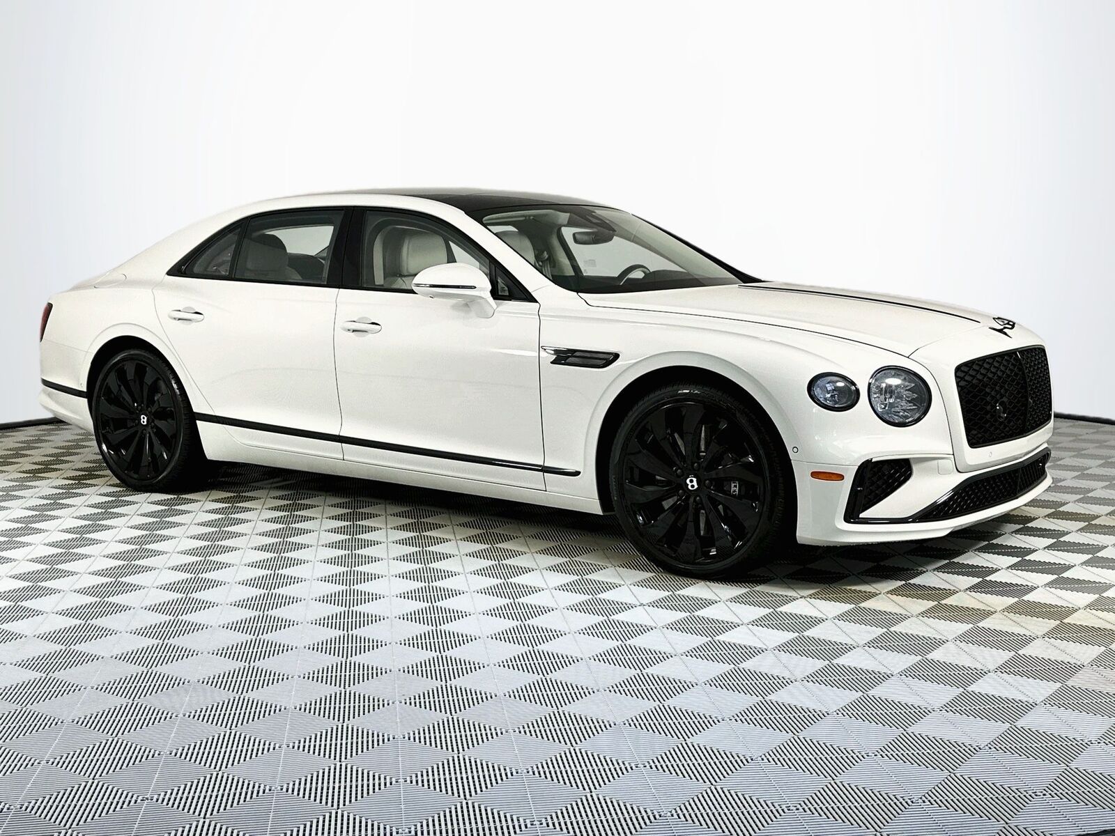 2026 BENTLEY Flying Spur