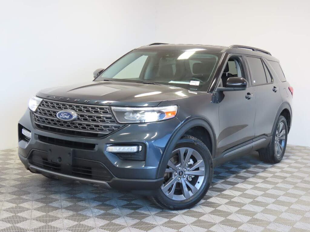 2022 FORD Explorer