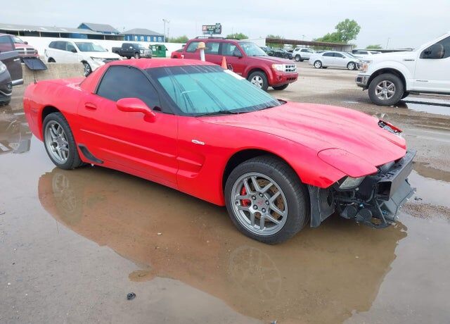 2004 CHEVROLET Corvette