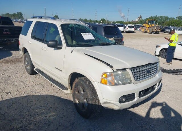 2004 FORD Explorer