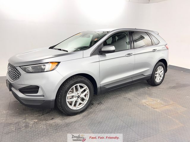 2023 FORD Edge