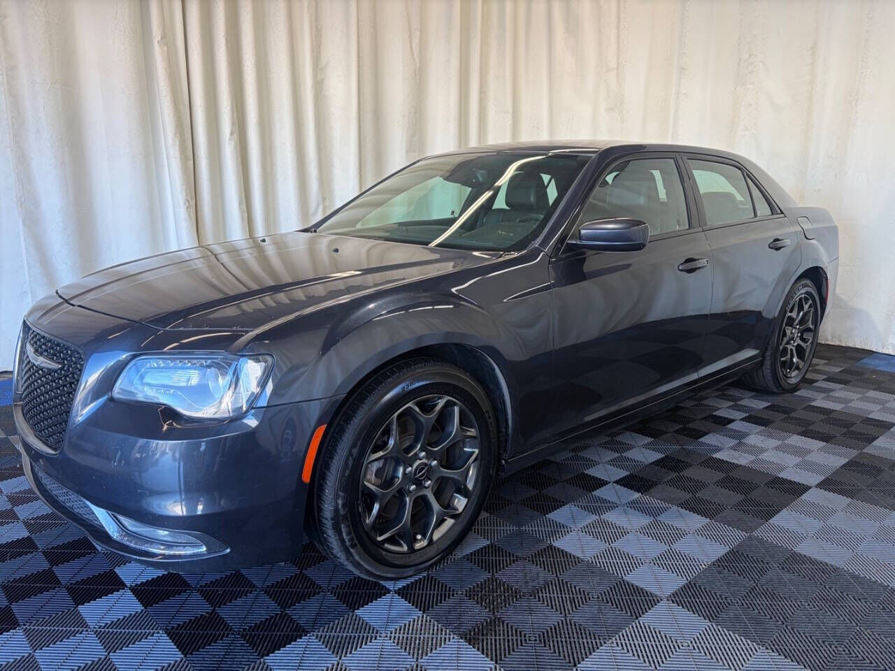 2016 CHRYSLER 300