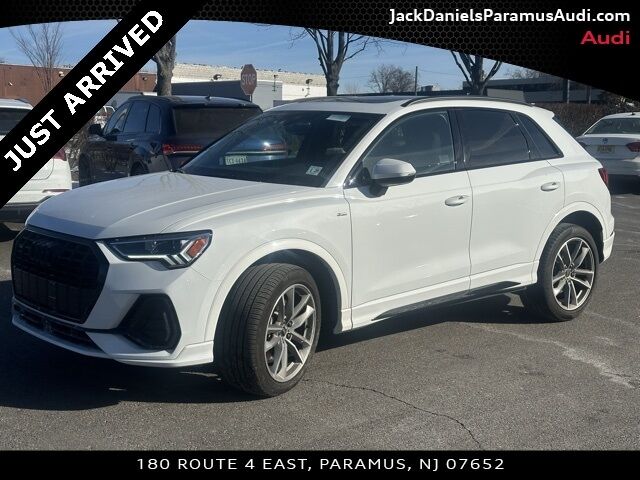 2024 AUDI Q3