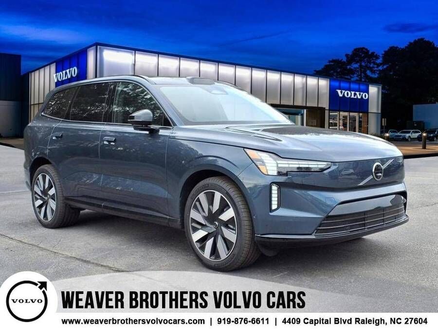 2025 VOLVO EX90