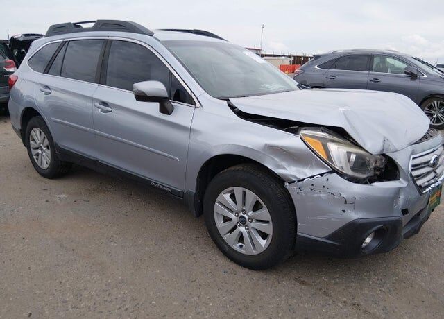 2017 SUBARU Outback
