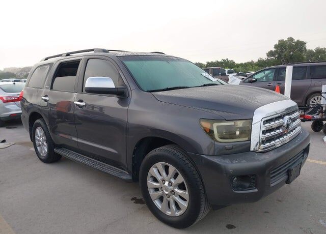 2012 TOYOTA Sequoia