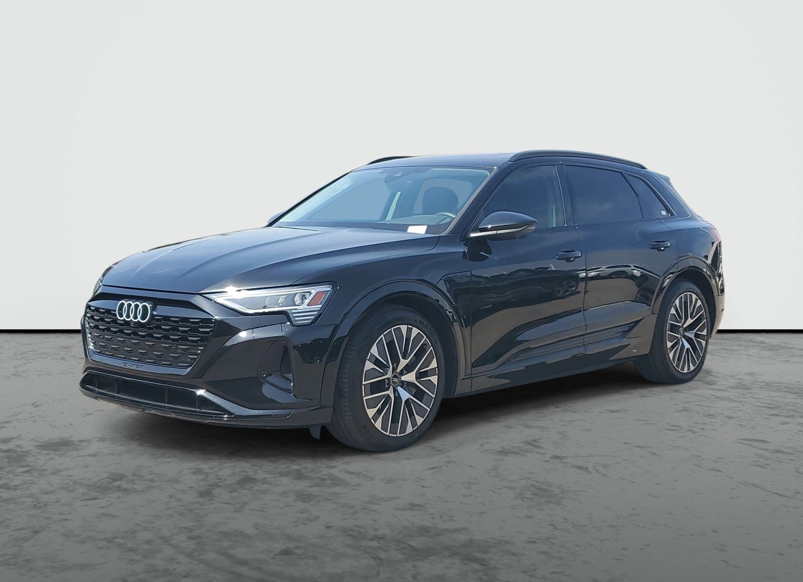 2024 Audi Q8