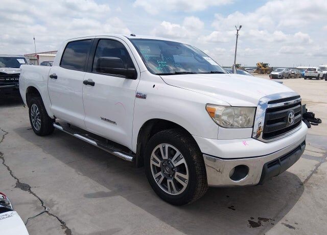 2012 TOYOTA Tundra