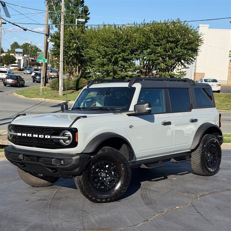 2022 FORD Bronco