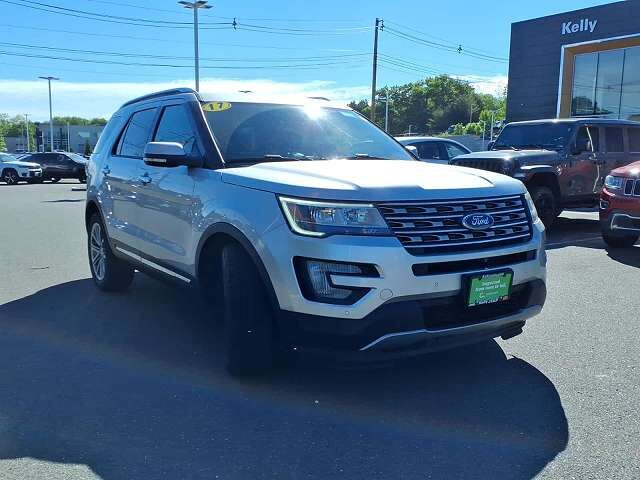 2017 FORD Explorer
