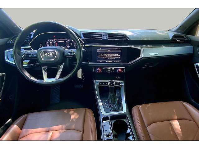 2022 Audi Q3